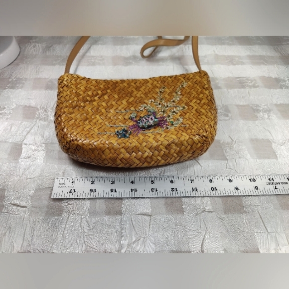 Capelli Woven Tropical Straw Beaded Crystal Embroidered Hyacinth Shoulder Bag - Picture 8 of 9